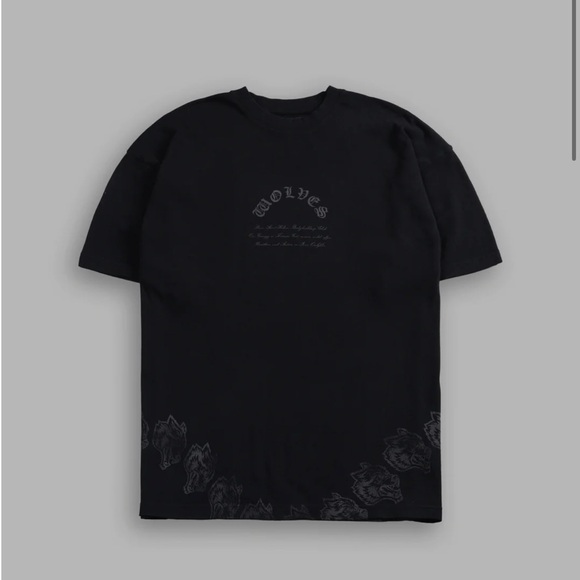 Darc Sport x DC Batman vs Joker “Side-By-Side” Tee Box Set – Medium RARE - Picture 3 of 16